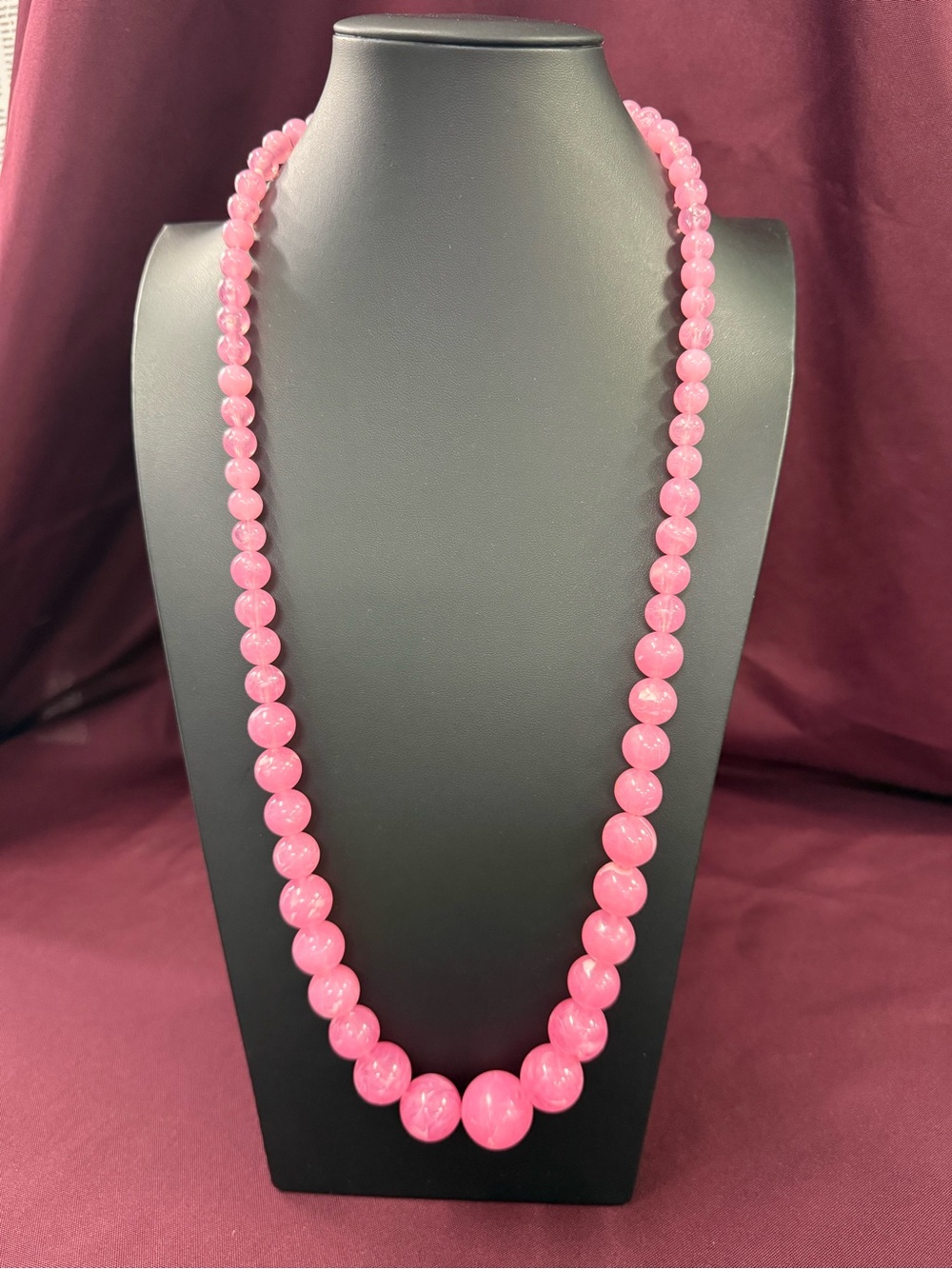 Vintage 50’s Pink Marbled Gumball Acrylic Beaded Necklace